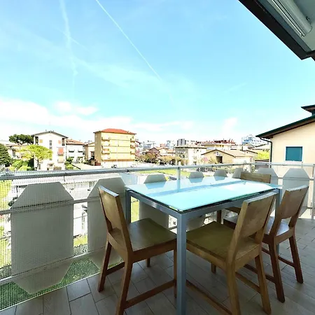 Napoleone - Carraro Immobiliare Jesolo-family דירה *